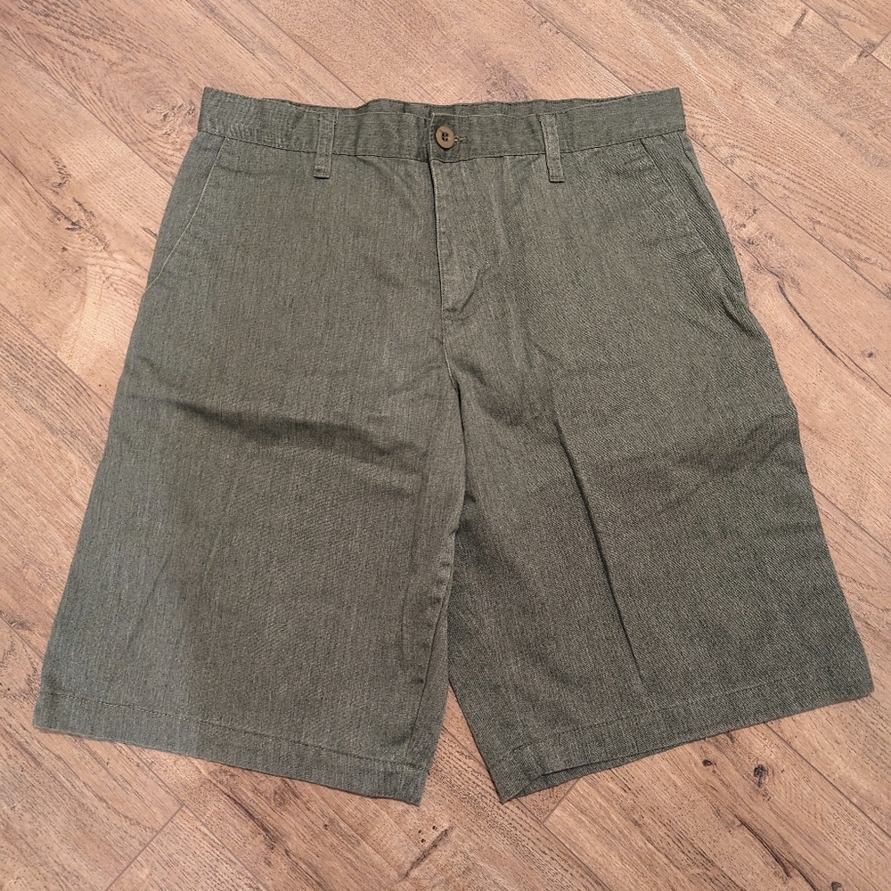 Subculture green shorts size 32